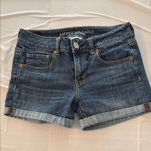 American Eagle Outfitters MIDI Blue Jean Shorts size 4